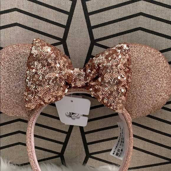 Disney Minnie Rose Gold Sequined Ears - Picture 2 of 6